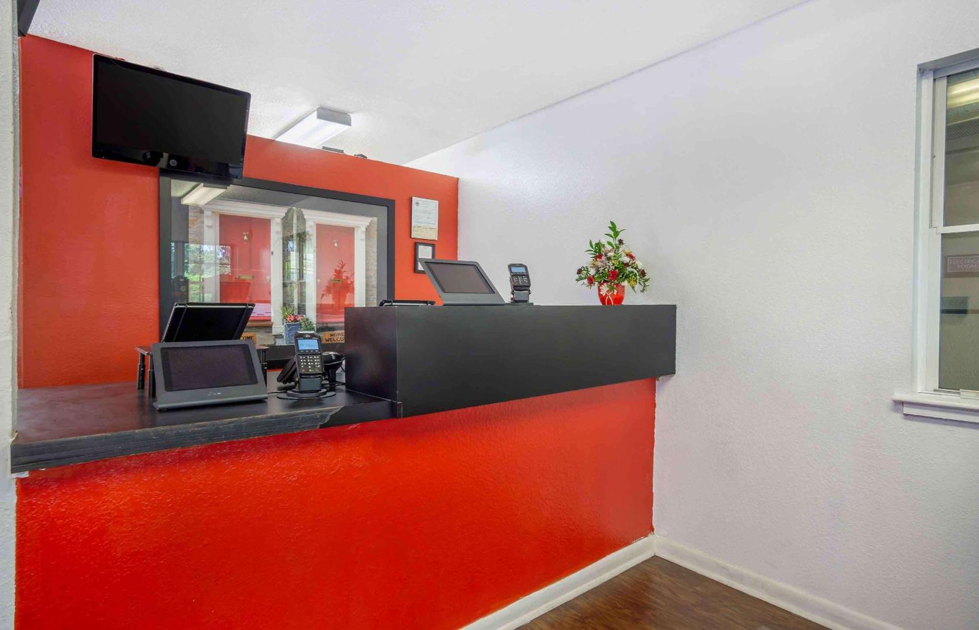 Extended Stay America Suites - Charleston - Норт Чарлстън Екстериор снимка