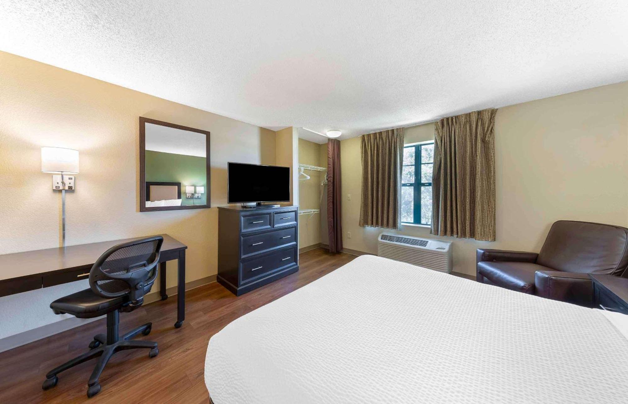 Extended Stay America Suites - Charleston - Норт Чарлстън Екстериор снимка