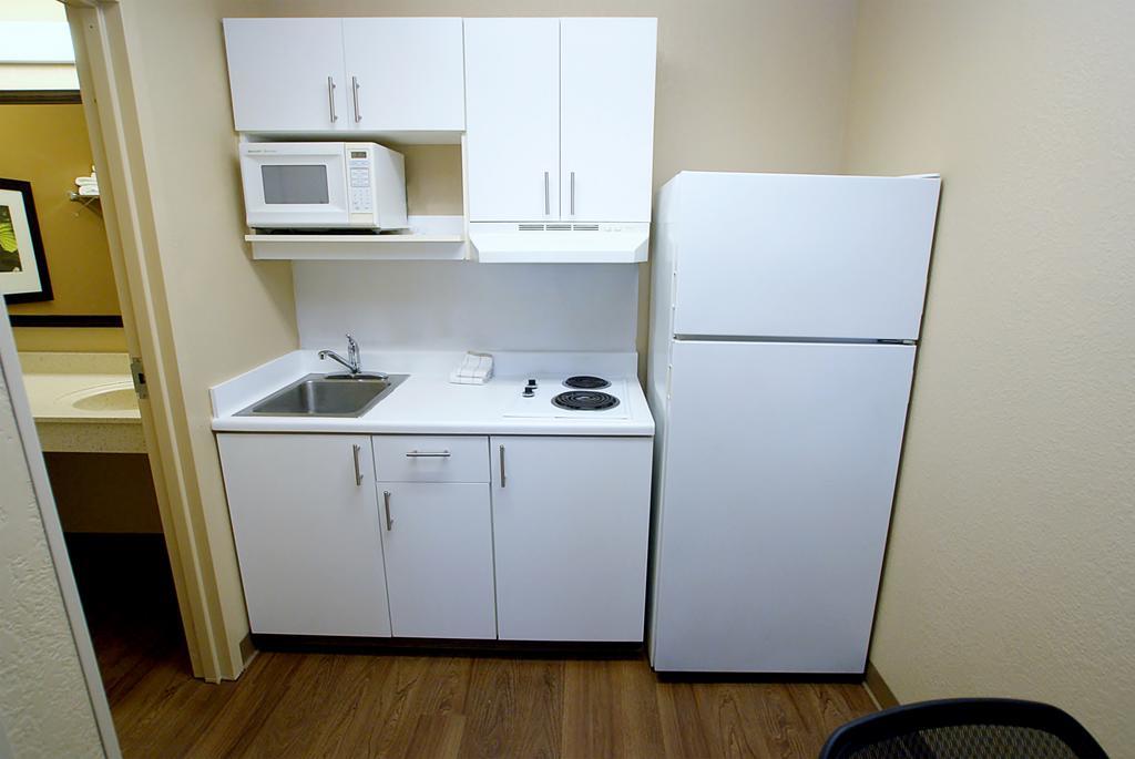 Extended Stay America Suites - Charleston - Норт Чарлстън Екстериор снимка