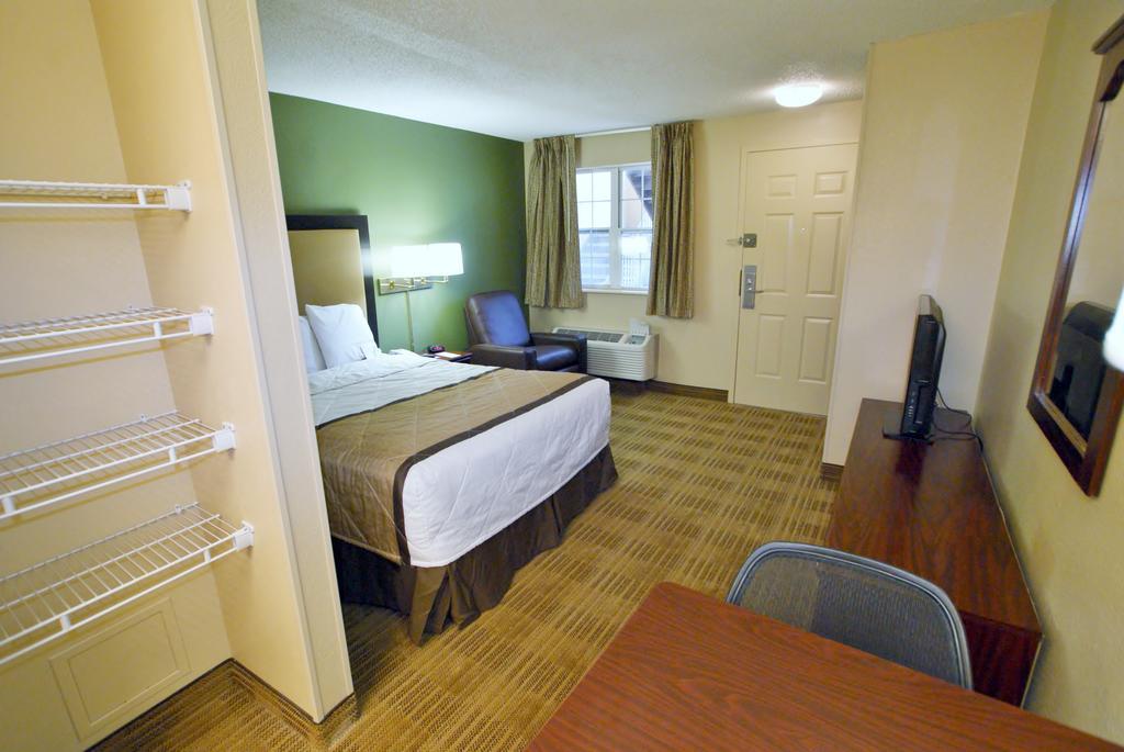 Extended Stay America Suites - Charleston - Норт Чарлстън Екстериор снимка