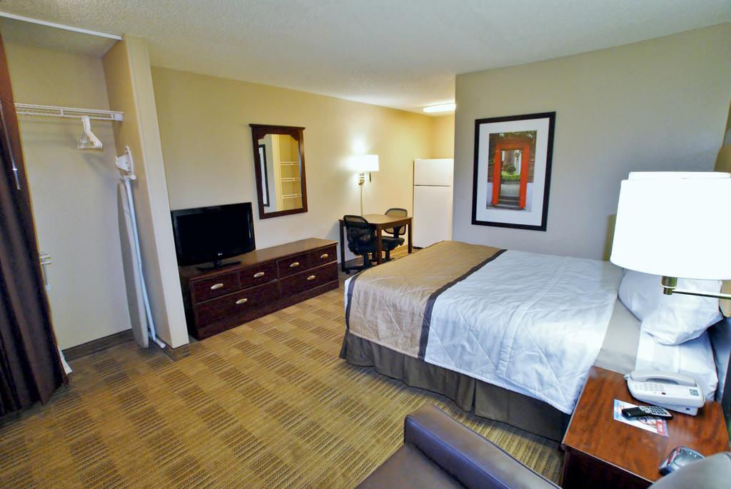 Extended Stay America Suites - Charleston - Норт Чарлстън Екстериор снимка