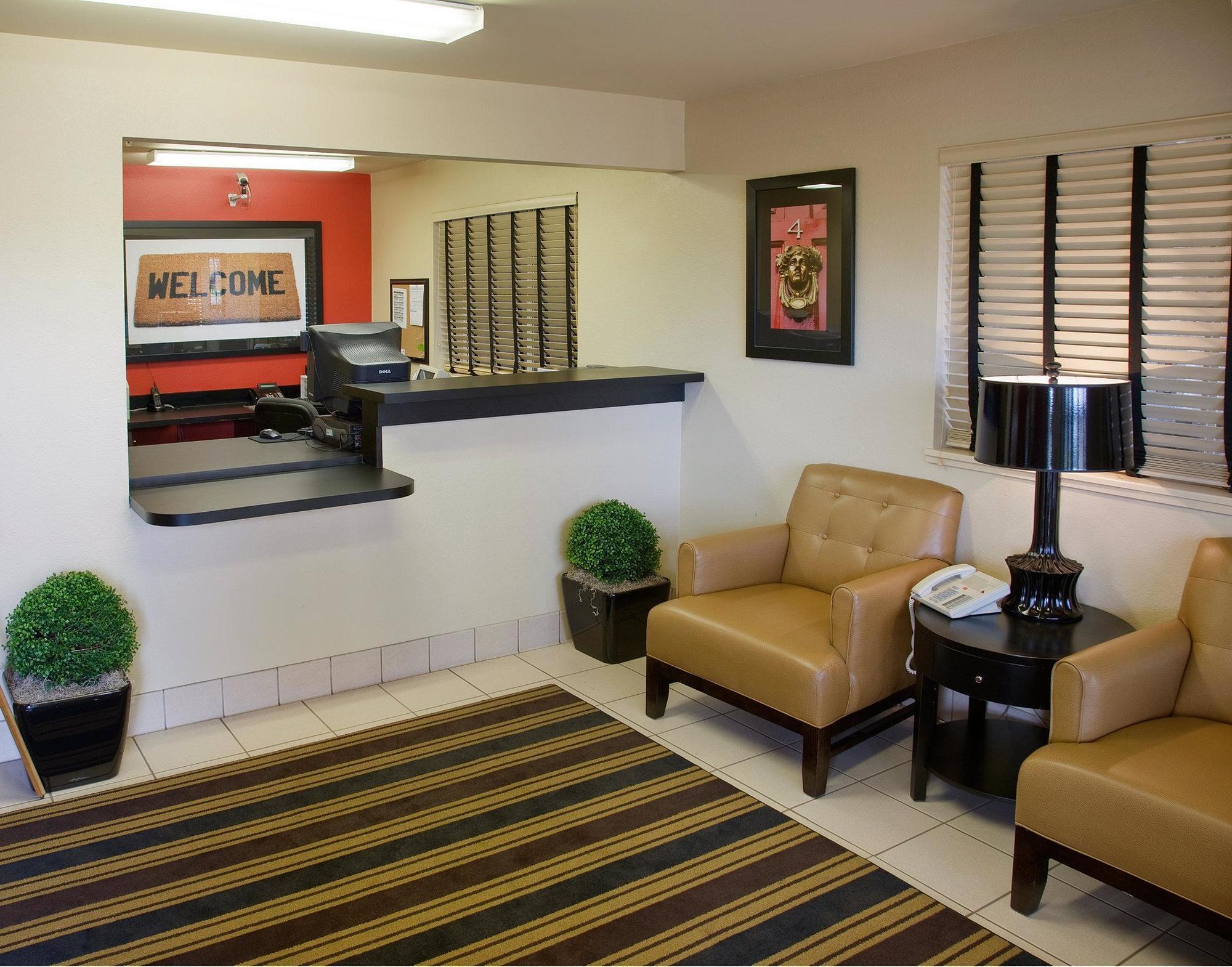 Extended Stay America Suites - Charleston - Норт Чарлстън Екстериор снимка