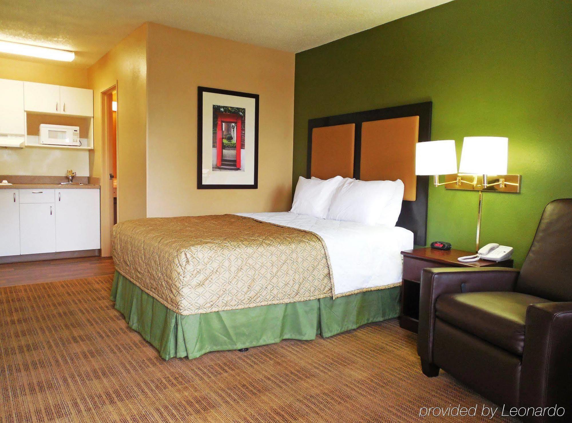 Extended Stay America Suites - Charleston - Норт Чарлстън Екстериор снимка